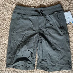 Windriver Olive Pull On Shorts
